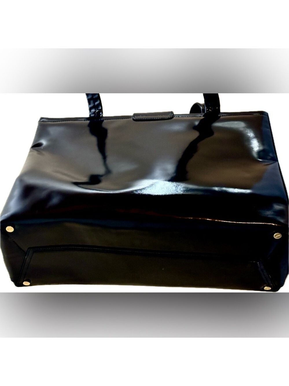 Salvatore Ferragamo Black Shoulder Bag with Gold Clasp - Picture 4 of 15